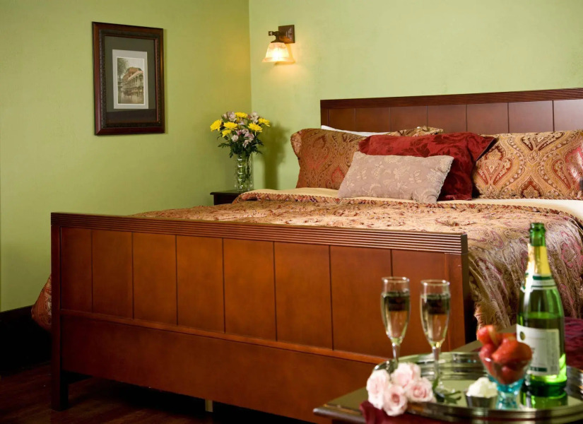 Hilltop Manor Bed and Breakfast