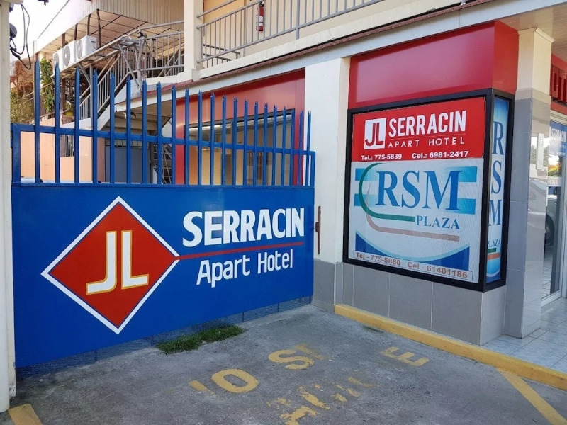 JL Serracin Apart Hotel