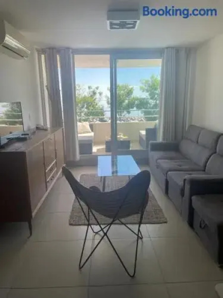 Dos Orillas, Monoambiente 111