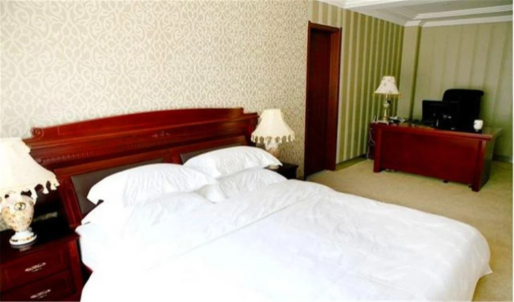 Guyuan Elite Holiday Hotel