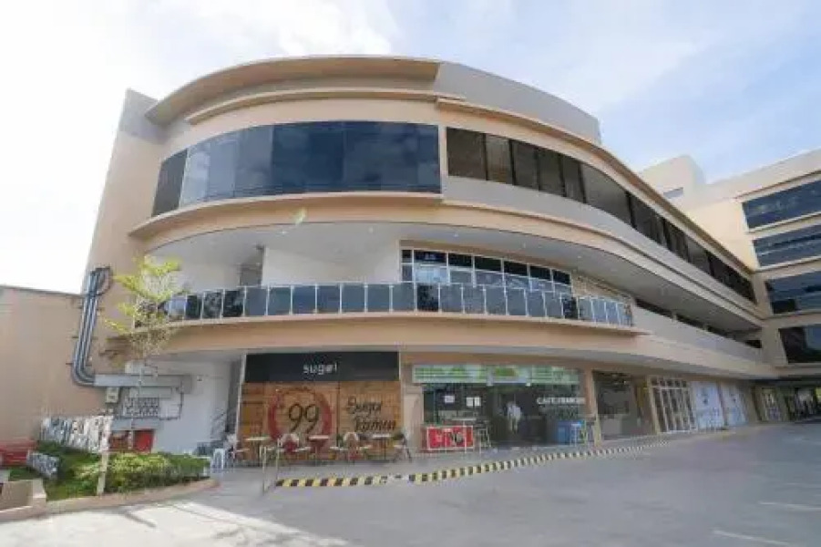 Mangrove Place and Residences by HiveRooms