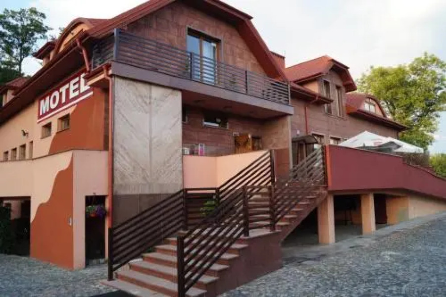 Restauracja-Motel Kamyk