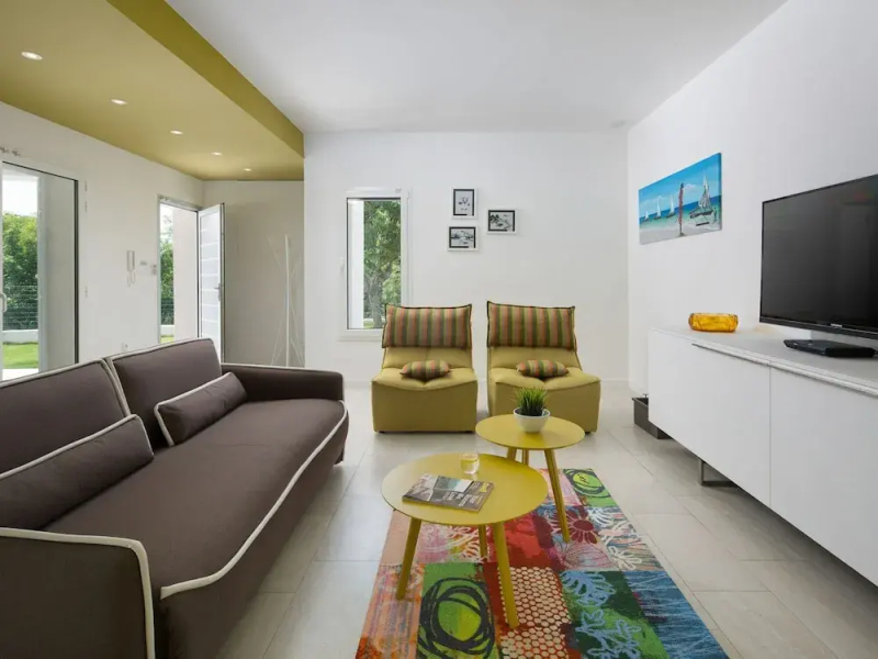 Peaceful Villa in Stanisovi With sea View