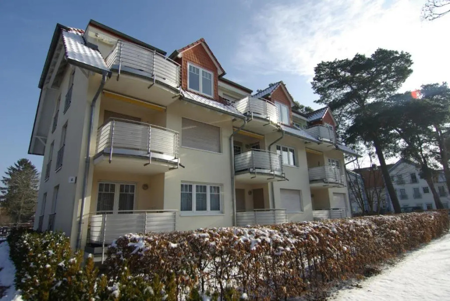 Ferienwohnung Christiane in der Villa zum Kronprinzen direkt gegenüber der SaarowTherme