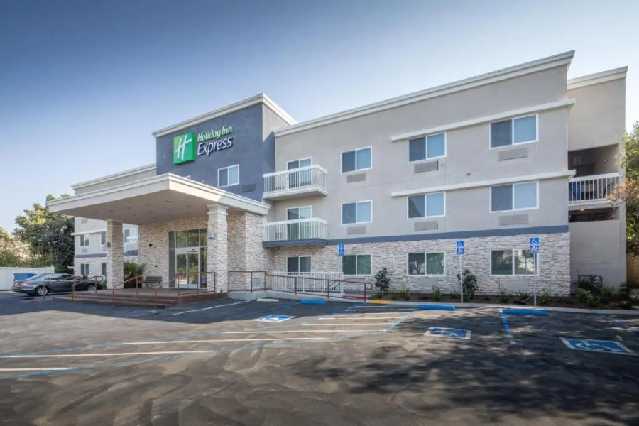 Holiday Inn Express Sunnyvale - Silicon Valley by IHG