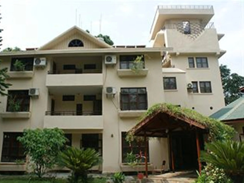 Safari Adventure Lodge