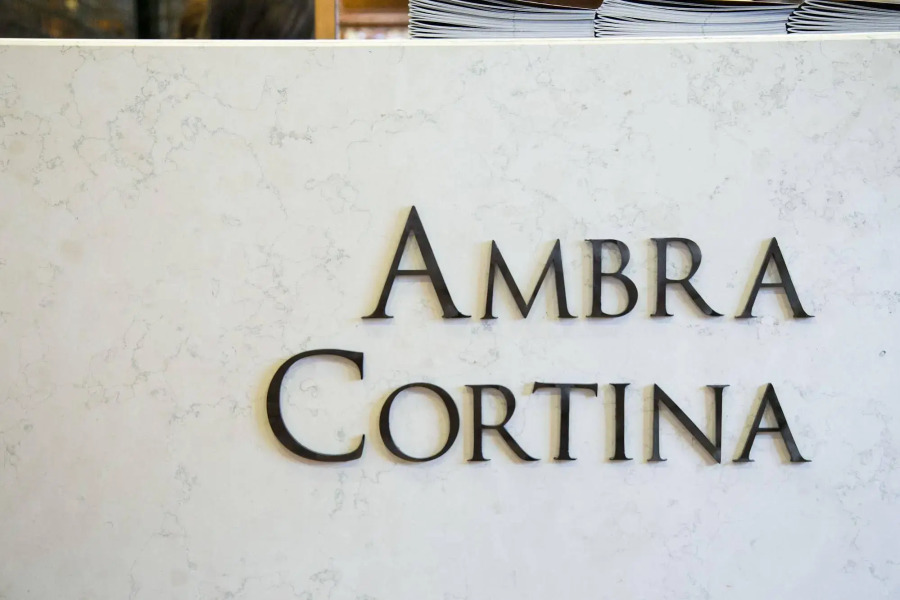 Ambra Cortina Luxury & Fashion Boutique Hotel