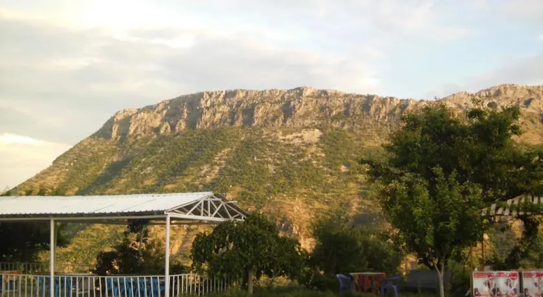 Karadut Pension Nemrut