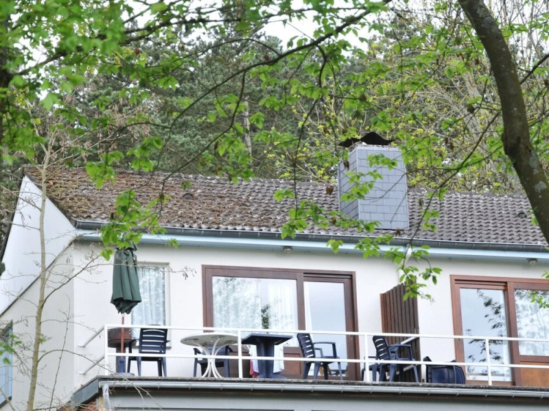 Cozy, Carefully Furnished Bungalow near Maas