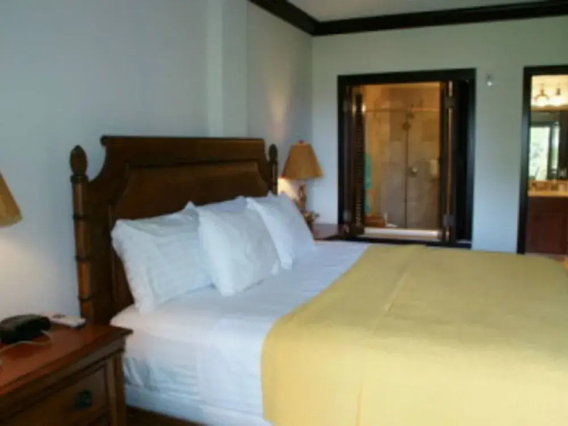 Waipouli Beach Resort D102 by RedAwning