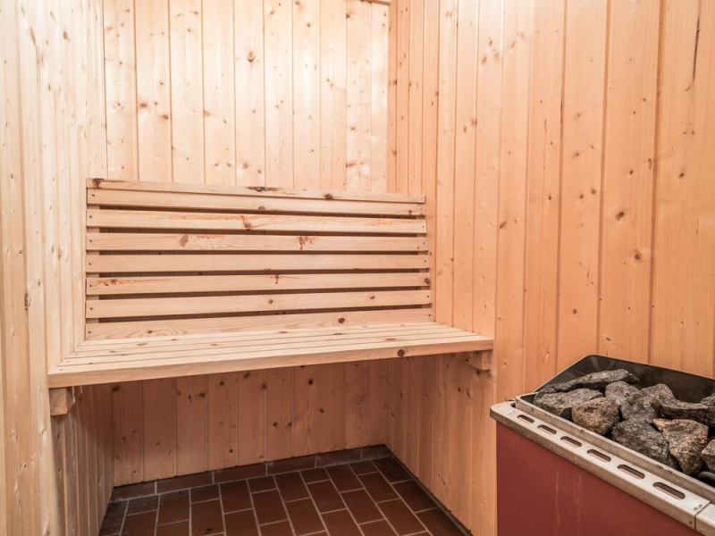 6 Person Holiday Home in Hemmet