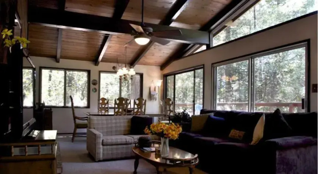 Near Idyllwild Arts Academy at Idyllwild by Quiet Creek Vacation Rentals