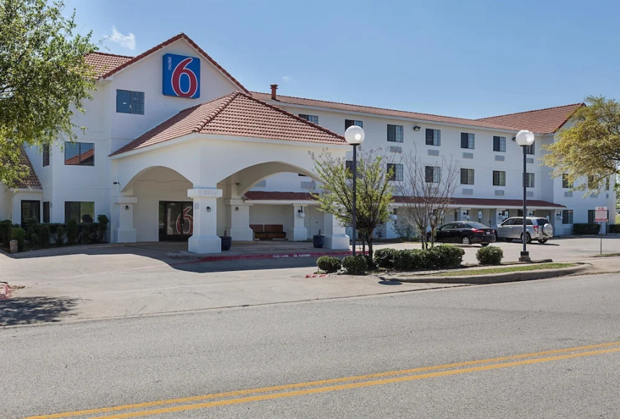 Motel 6 Bedford, TX - Fort Worth
