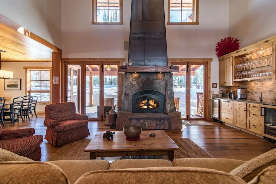 1348 Mount Olympia Circle Home by RedAwning