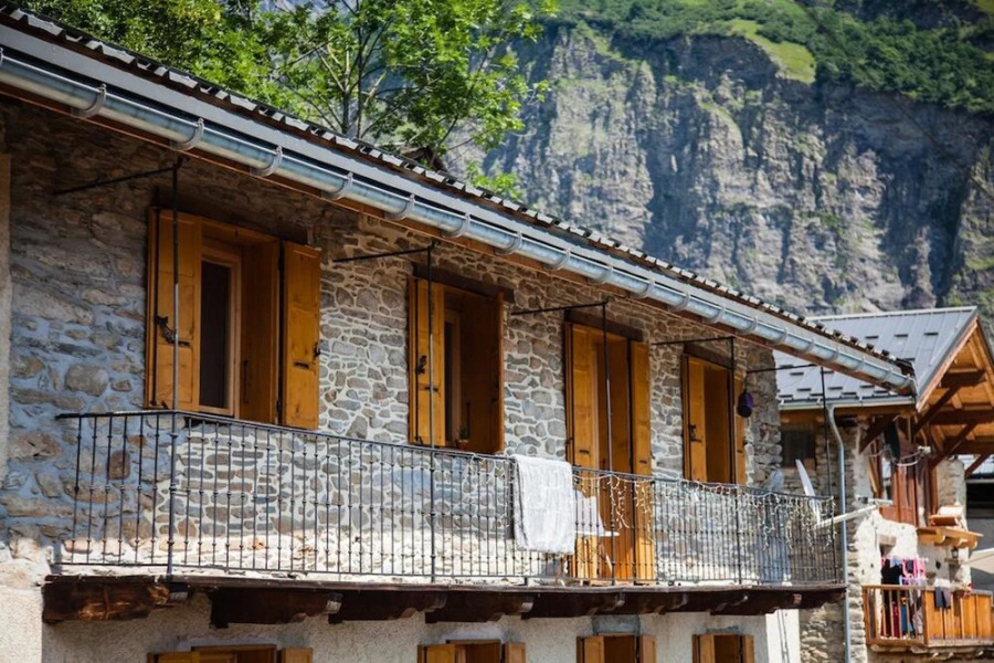 Chalet With 4 Bedrooms in Bourg-saint-maurice, With Wonderful Mountain