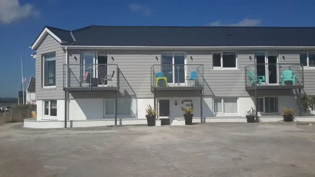 No. 3 Beach Cottages