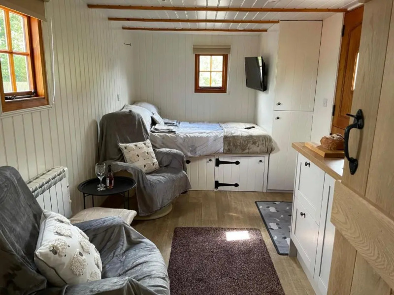 Shepherds Hut, West Ayton, Scarborough