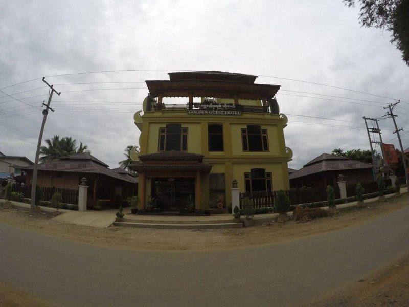 Golden Guest Hotel
