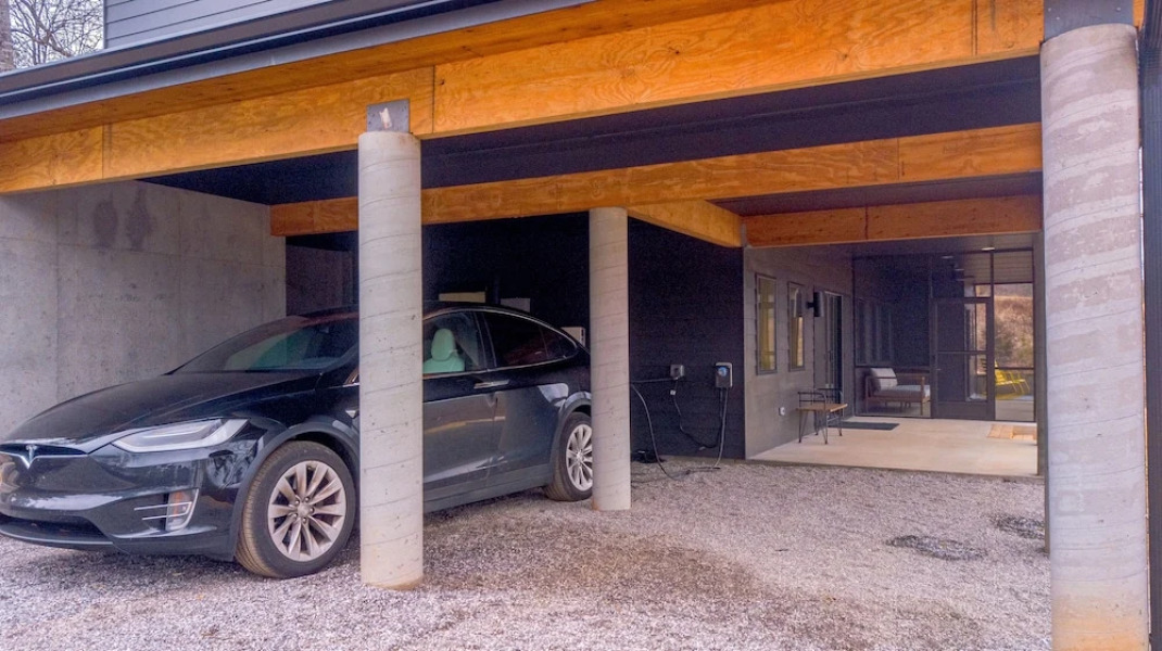 EcoModMtn Stunning mountain views