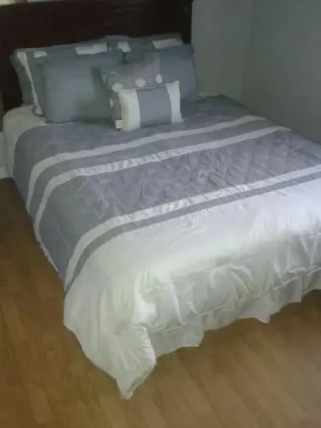 Pete's Guest House Studio