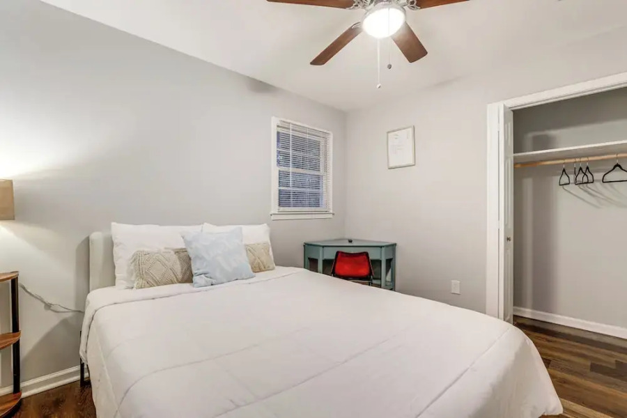 15 Mi to Dtwn Atlanta: Home w/ In-unit Laundry