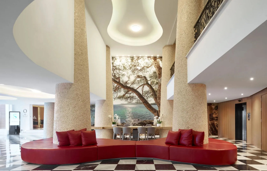 Pure Salt Garonda - Adults Only