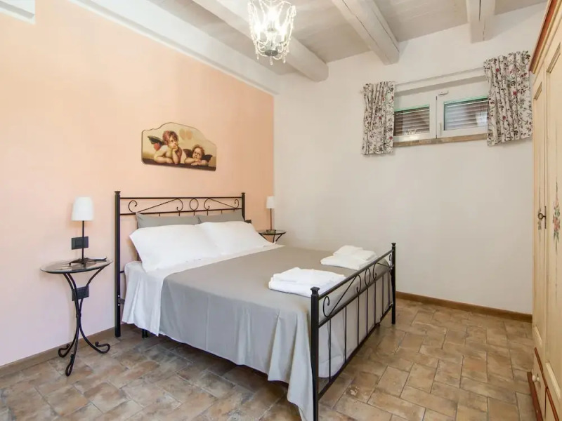 Villa in Ostra Vetere With Pool and Jacuzzis