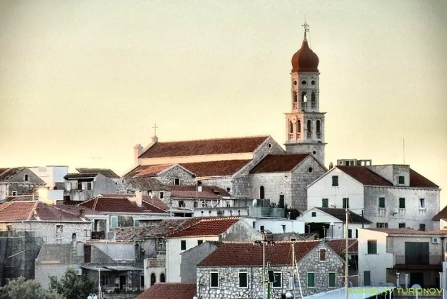 Apartment With one Bedroom in Betina, With Terrace and Wifi - 60 m Fro