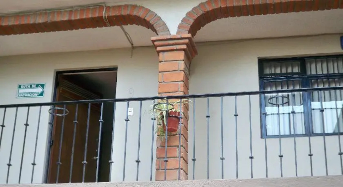 Hostal Amueblados del Moral