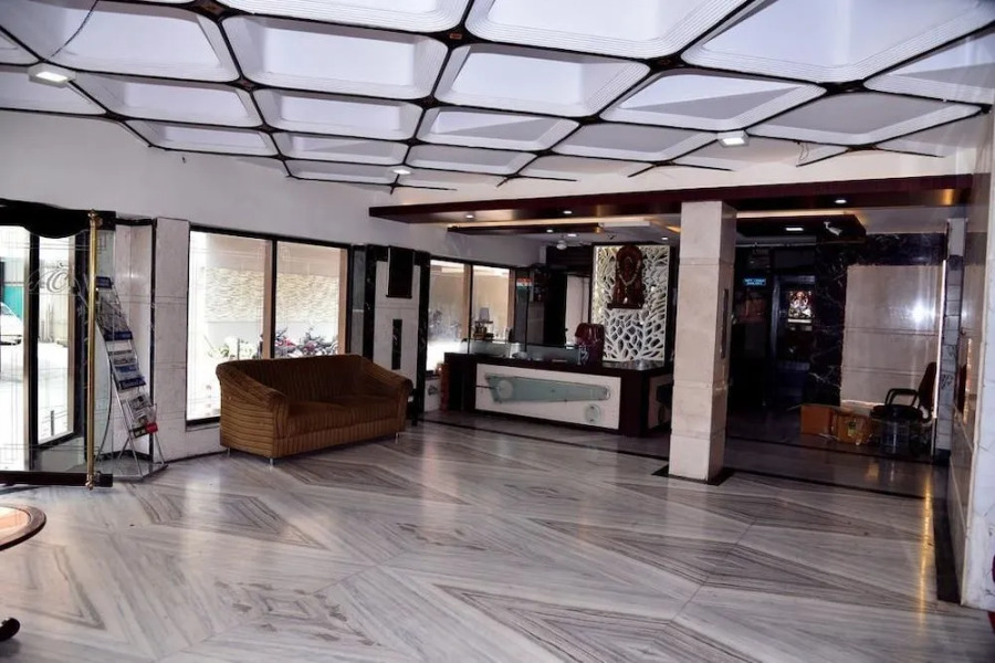 Iroomz Ashoka Comforts