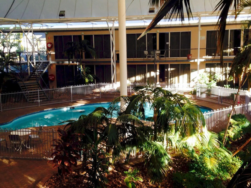 Nightcap at Roxby Downs