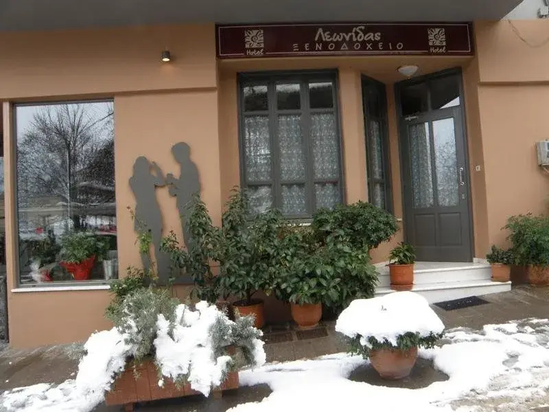 Leonidas Hotel