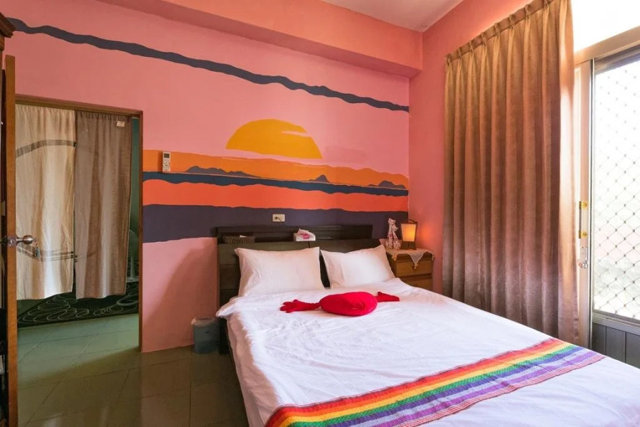 Coffee houses ethnic language