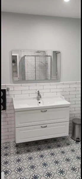 Carrick Bridge House