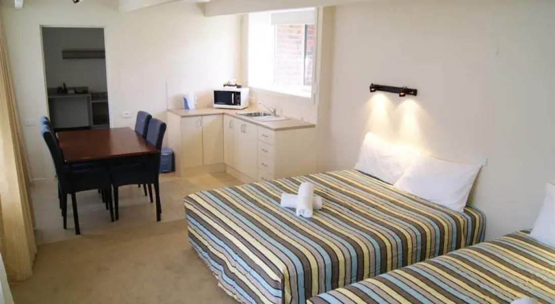 Econo Lodge Absolute Lakes Entrance Motel