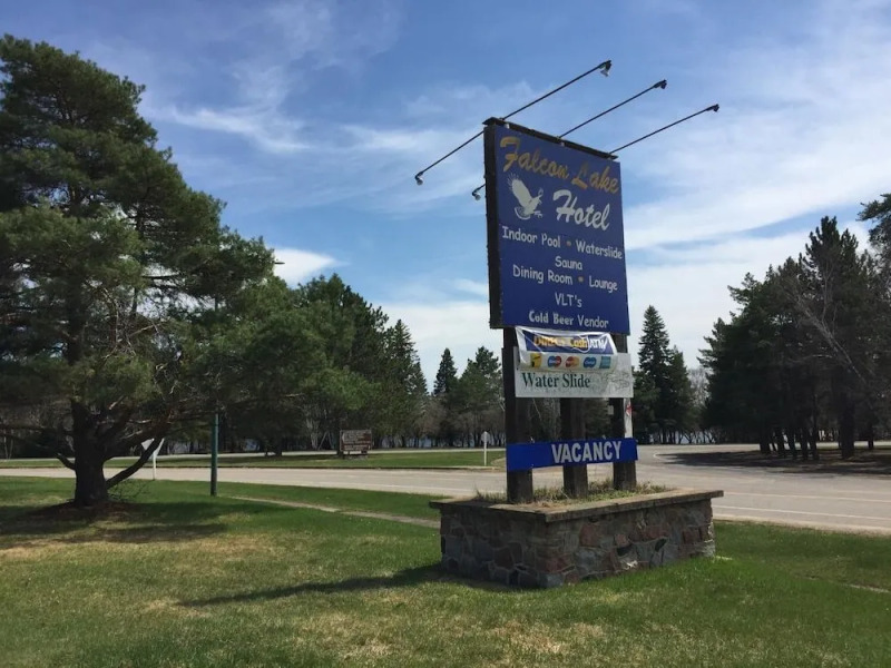 The Hotel at Falcon lake