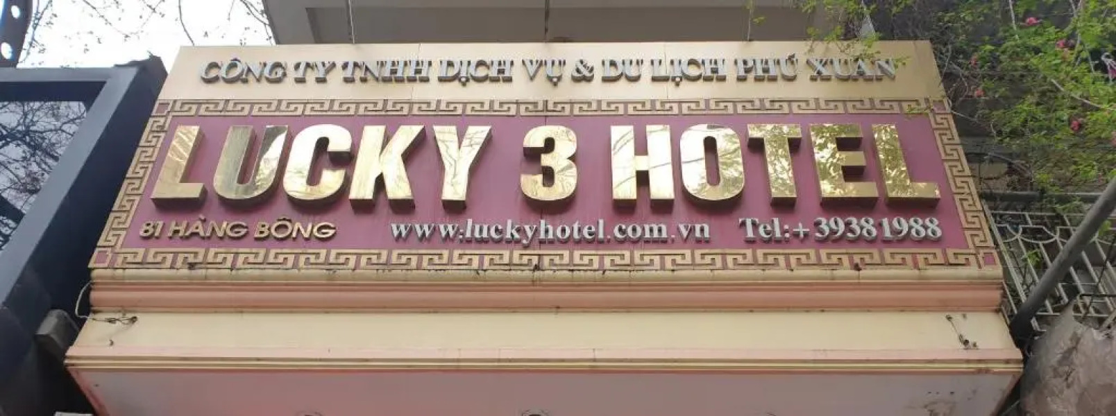 Lucky 3 Hotel & Travel