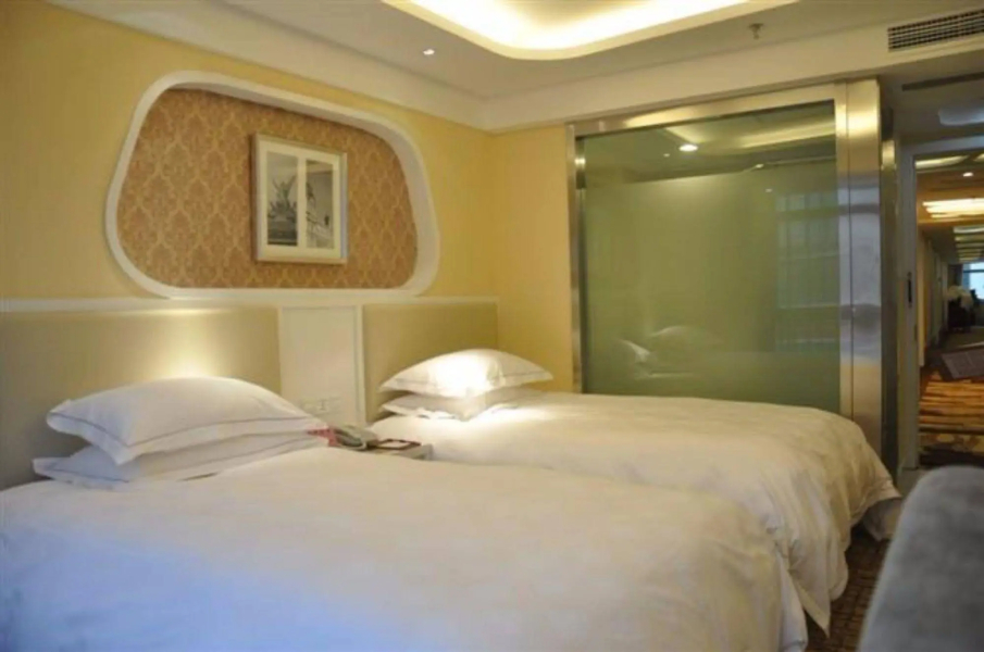 Yiwu Ruifeng Hotel