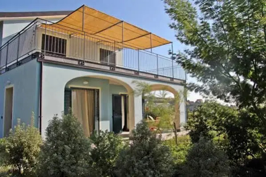 Agriturismo Azzurra Biricchina