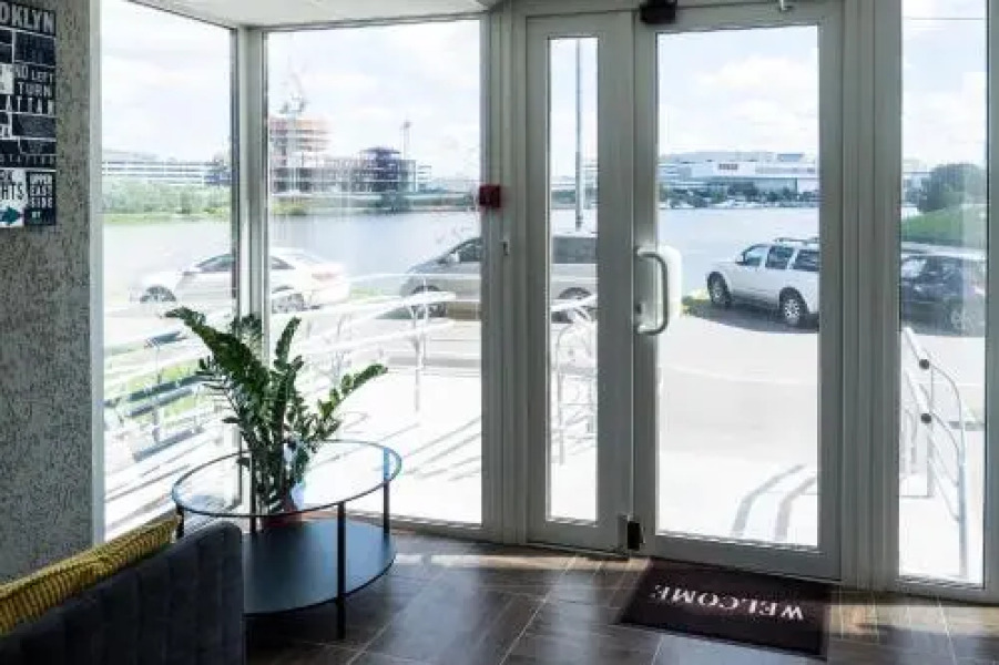 The Kubz Capsule Hotel