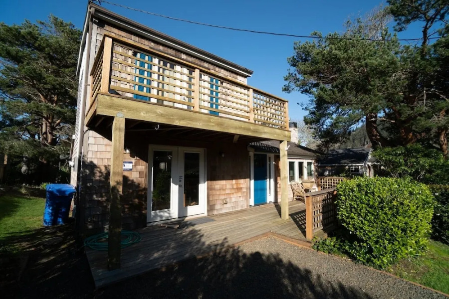 Watercolor 2 Bedroom Cottage