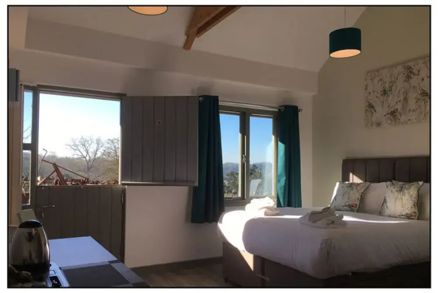 Converted Farm Buildings in 250acre Nature Reserve