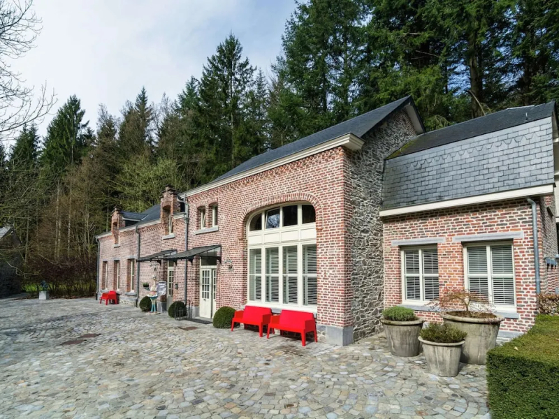 Luxury Home in Gedinne With Bubble Bath and Sauna