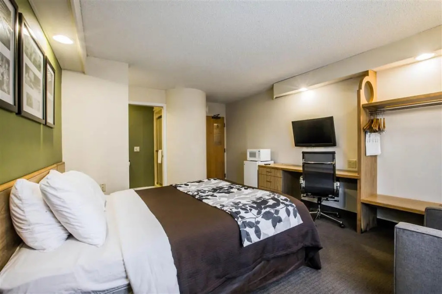 Rodeway Inn Austell Six Flags