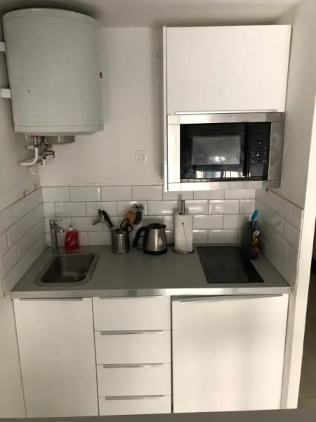 Apartment 22, le Capitaine