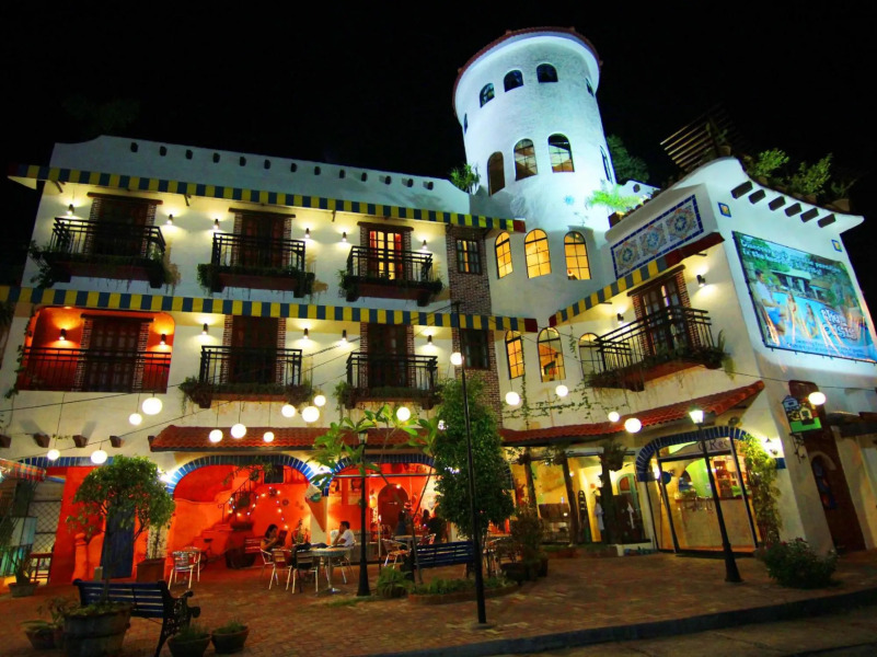 Florentina Homes Apartment Hotels