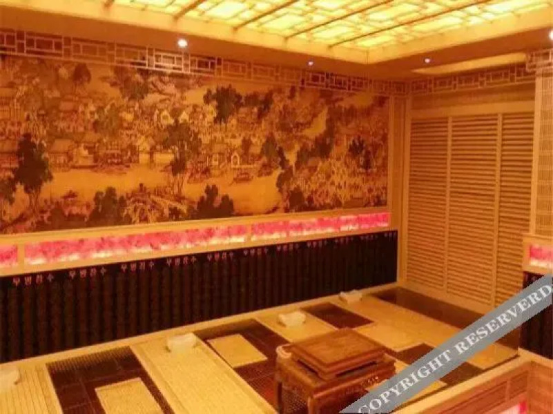 Suiling Hanlongtang Business Hotel