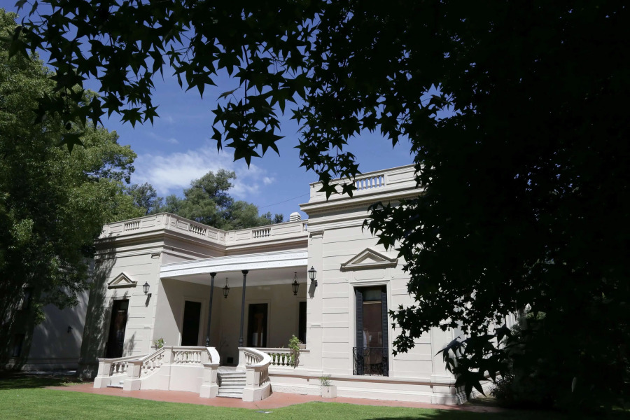 Howard Johnson by Wyndham Escobar Hotel