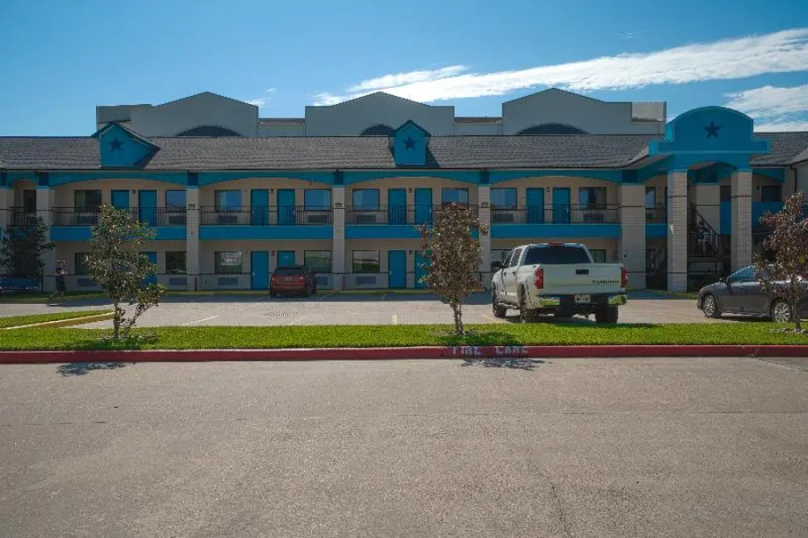 OYO Hotel Bliss Boardwalk