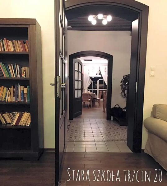 Stara Szkola Trzcin 20